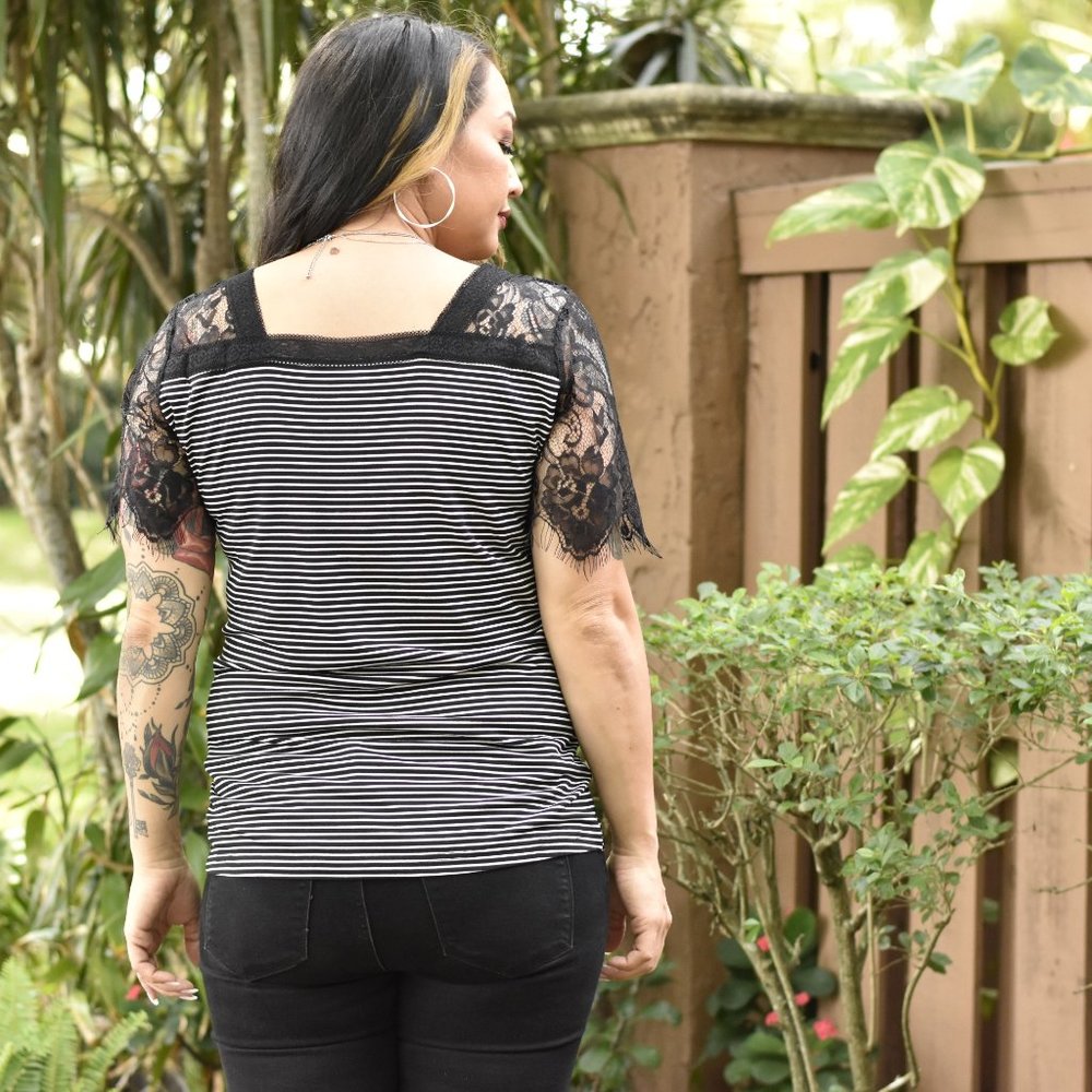 Black and White Striped Lace Tee - Picture 2 of 2